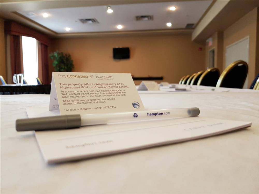 Hampton Inn And Suites By Hilton Edmonton Intl Airport 2