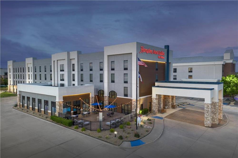 Hampton Inn And Suites Dallas-dfw Arpt W-sh 183 Hurst