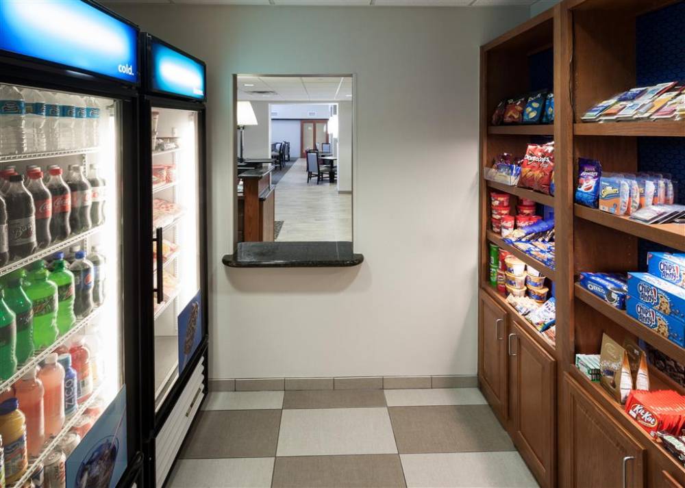 Hampton Inn And Suites Davenport 5