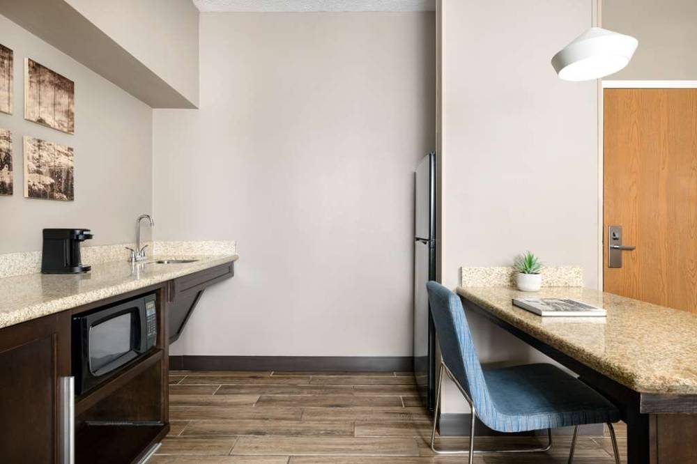 Hampton Inn And Suites Ft. Wayne-north 9