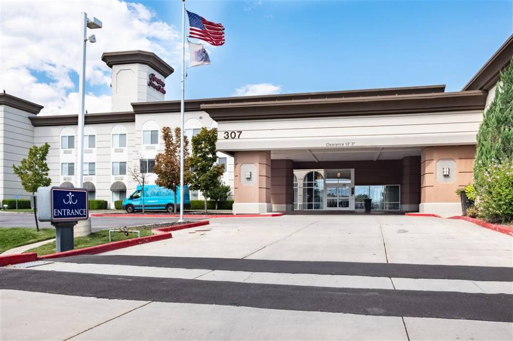 Hampton Inn And Suites Salt Lake City Airport