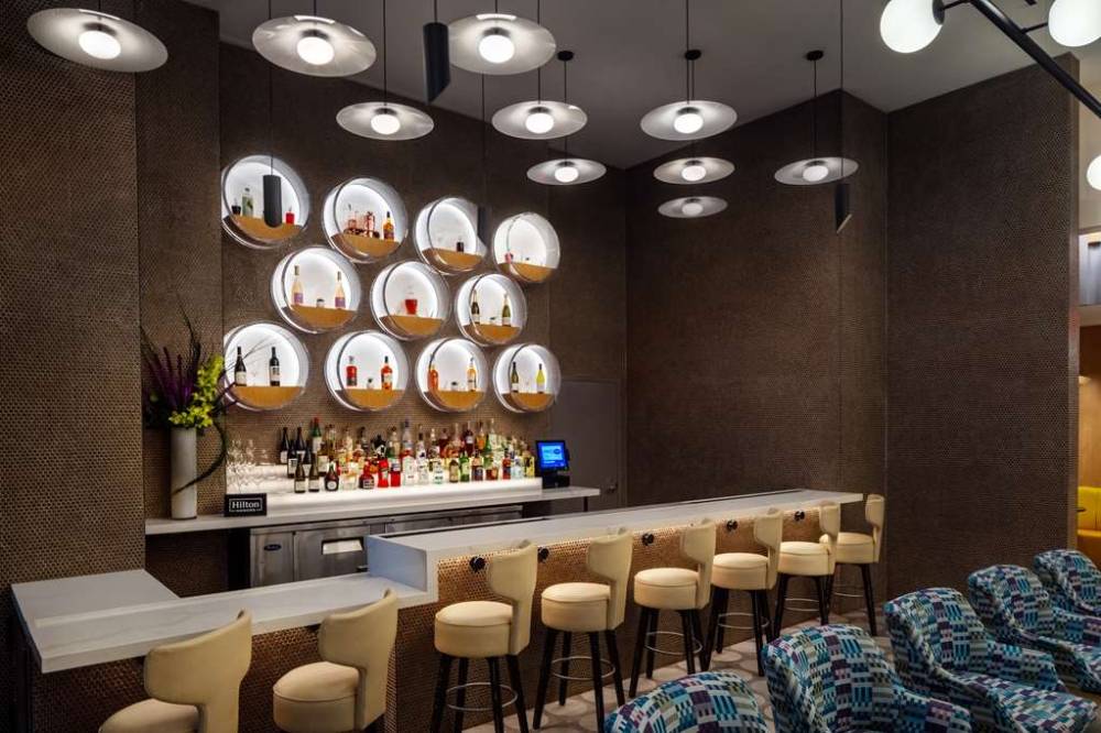 Hampton Inn By Hilton New York Times Square 3