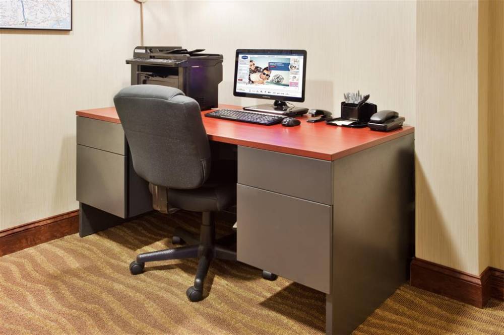 Hampton Inn Clifton Park 5