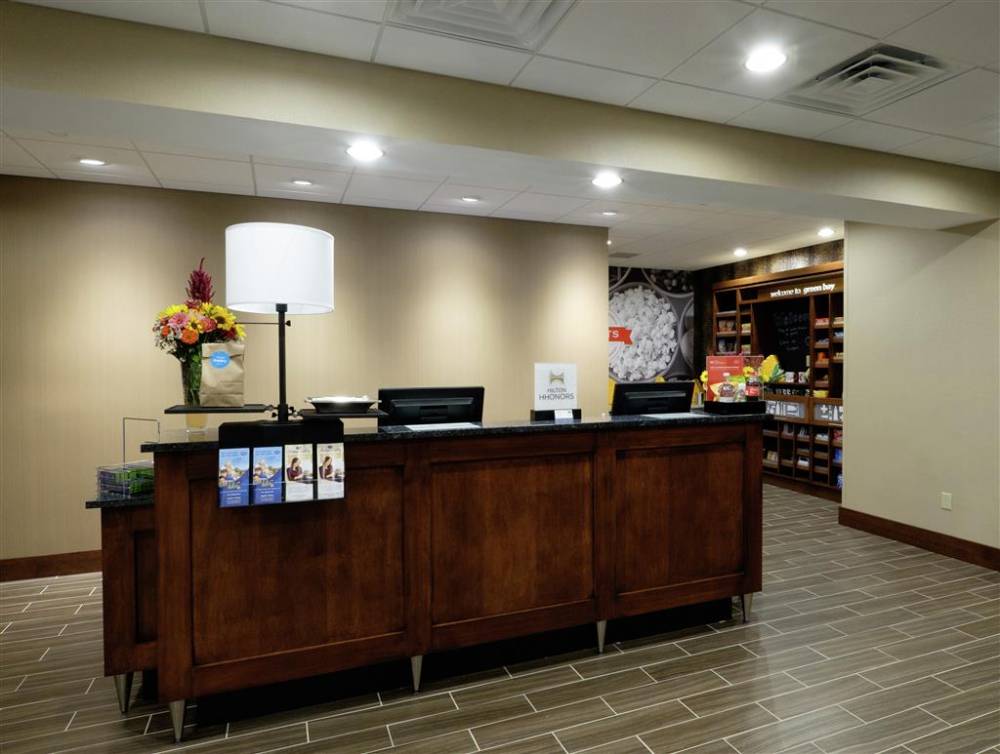 Hampton Inn Green Bay Downtown 4