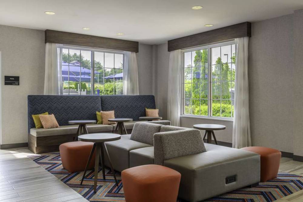 Hampton Inn Manchester Downtown 2