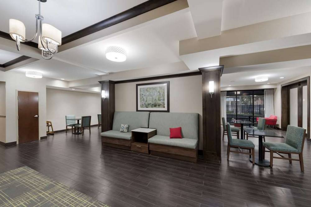 Hampton Inn Marshall  Tx 4
