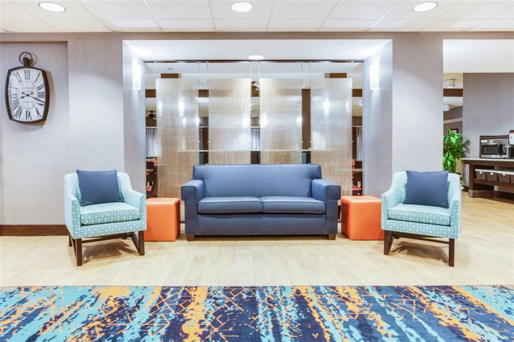 Hampton Inn Orlando International Drive 2
