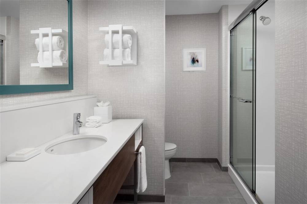 Hampton Inn Orlando Southeast Nona 10