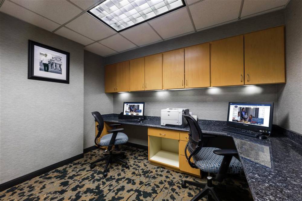 Hampton Inn Virginia Beach-oceanfront North 6