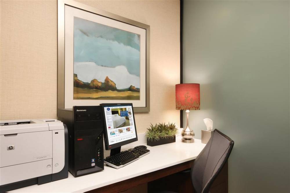 Hampton Inn White Plains/tarrytown 3