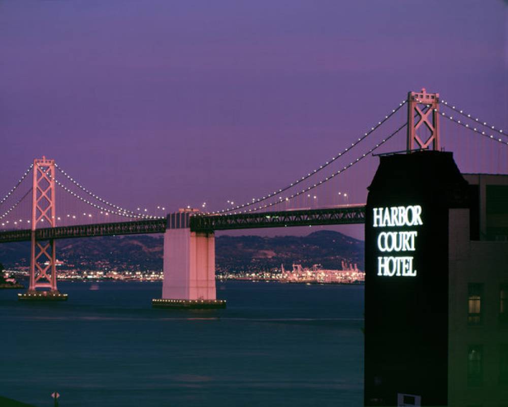 Harbor Court Hotel 3