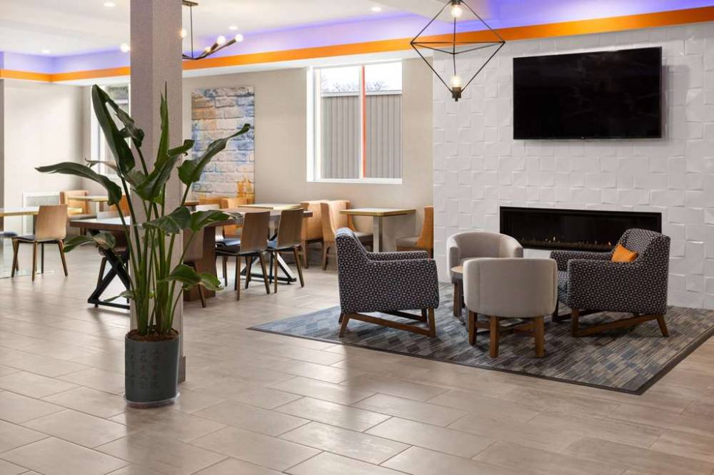 Hawthorn Extended Stay By Wyndham Williston/burlington 8