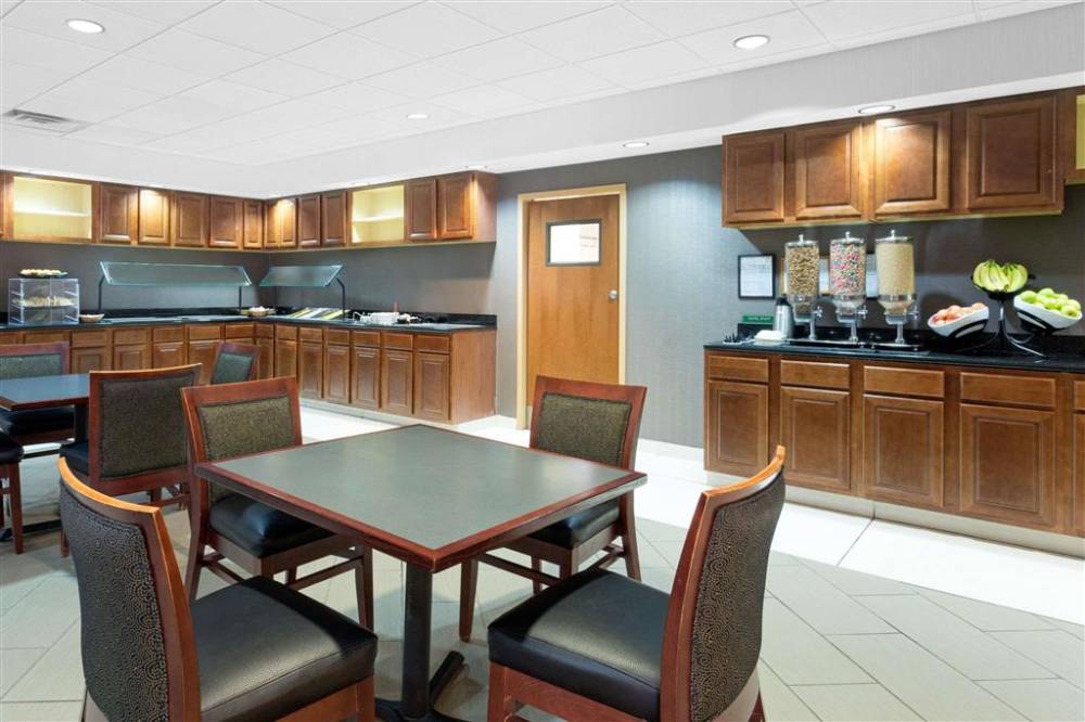 Hawthorn Suites By Wyndham Kingsland I-95/naval Base Area 3