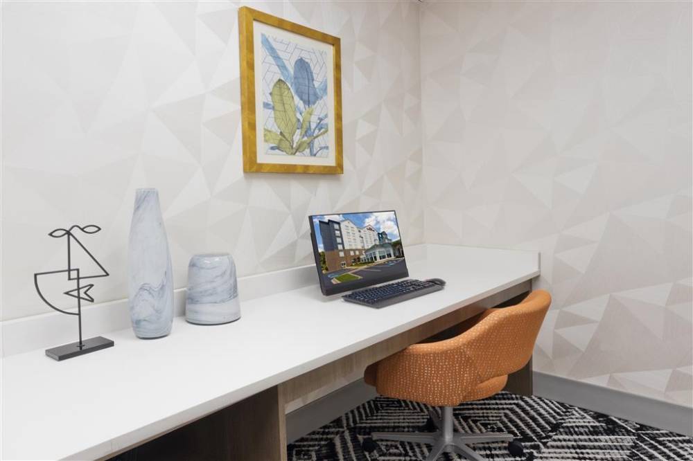 Hilton Garden Inn Birmingham/lakeshore Drive 4