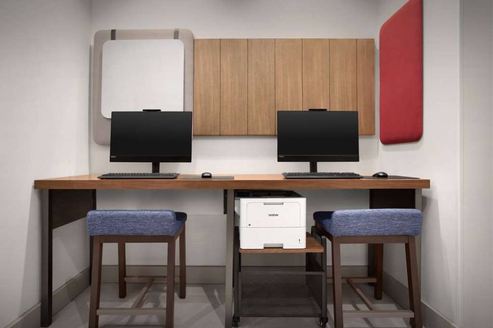 Hilton Garden Inn Denver Airport Tower Road 7