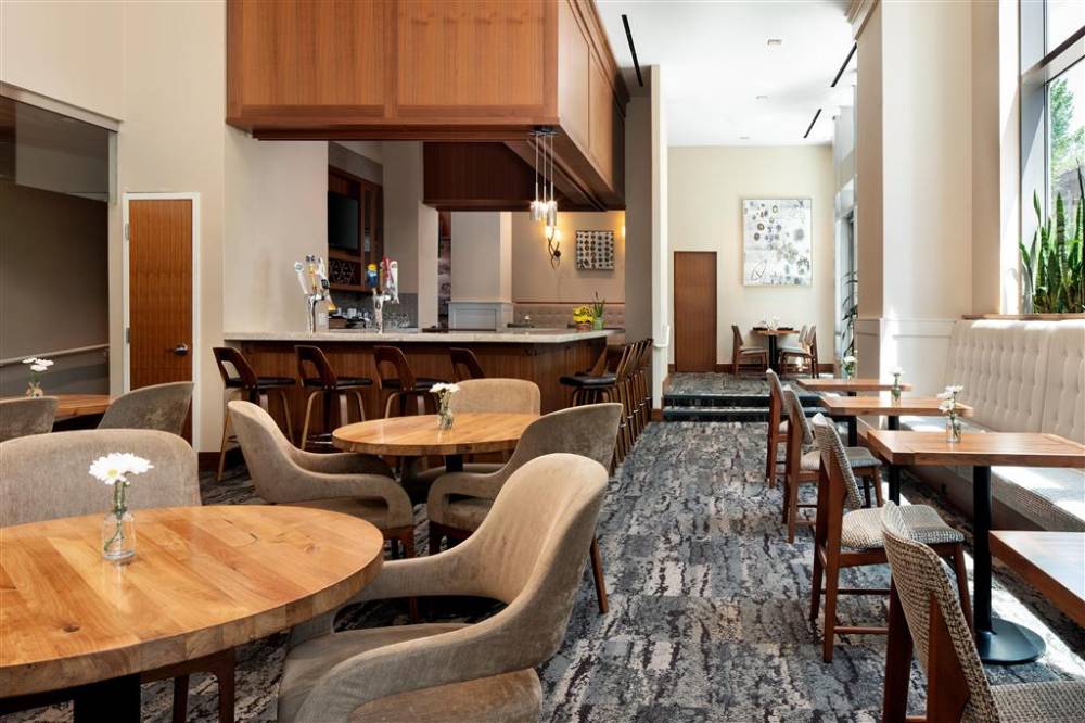 Hilton Garden Inn Long Island City New  4