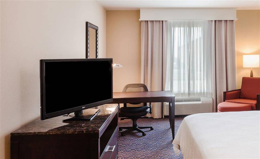 Hilton Garden Inn Midland 9