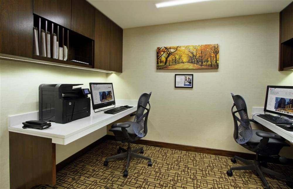 Hilton Garden Inn New York Mid-town Park Avenue 5