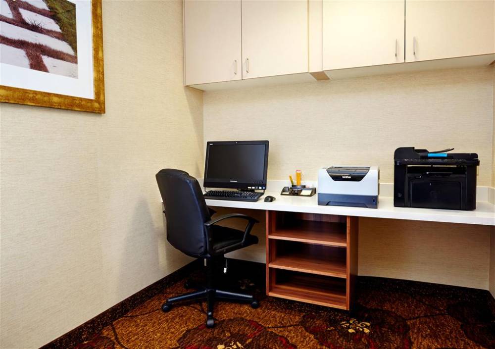 Hilton Garden Inn Omaha Downtown/old Market Area 6