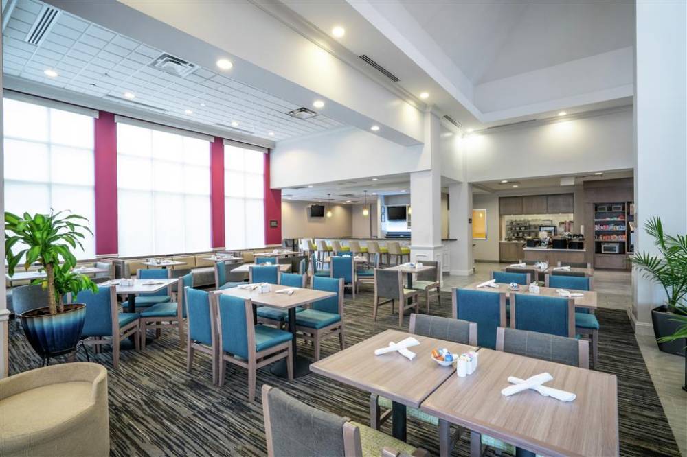 Hilton Garden Inn Richmond Airport 5