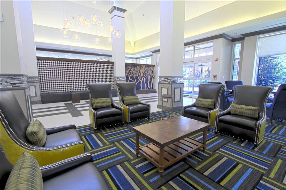 Hilton Garden Inn Westbury 3