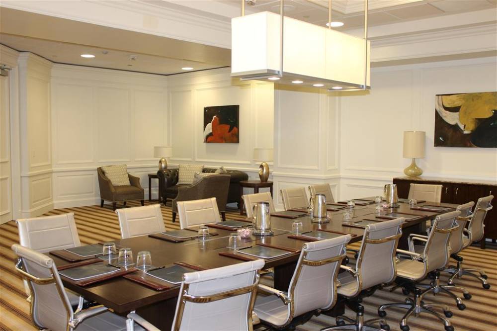 Hilton New Orleans Airport 3