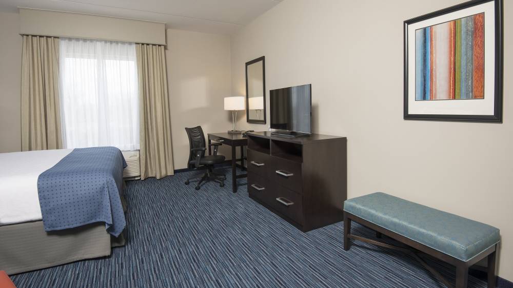 Holiday Inn Airport