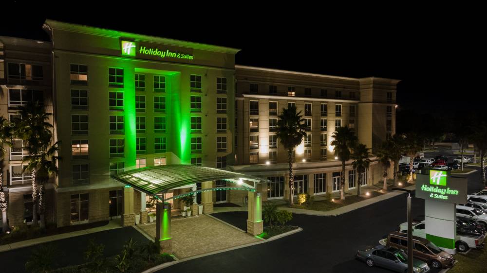 Holiday Inn And Stes Orange Pk