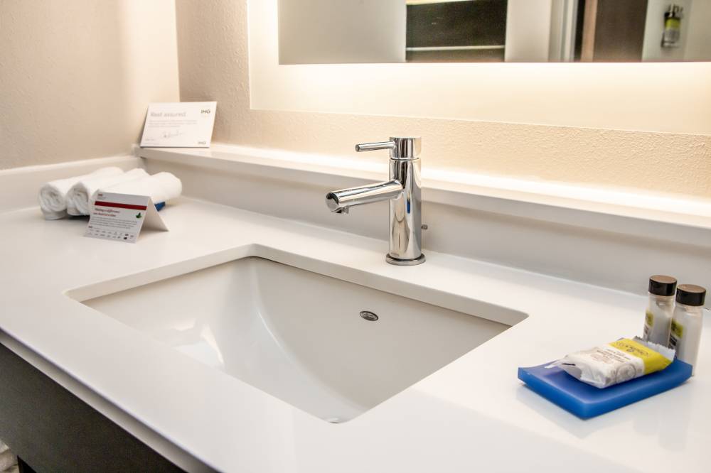Holiday Inn Exp Allentown North 7