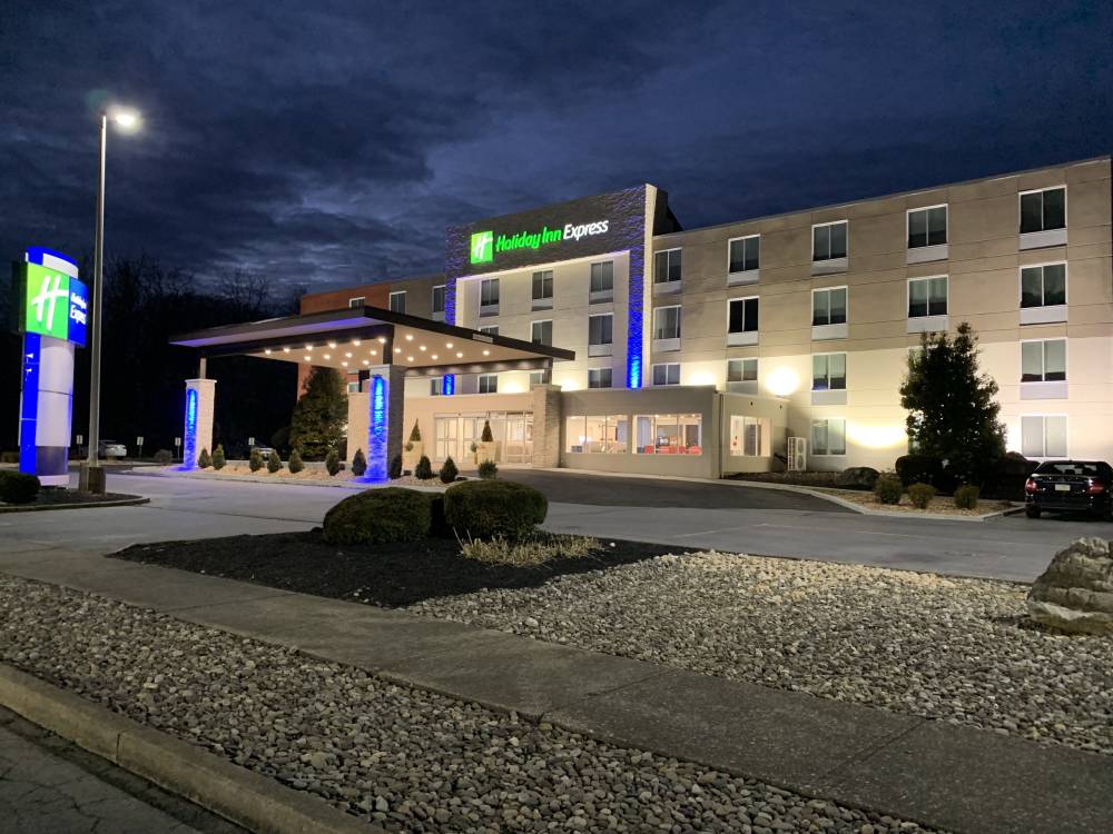 Holiday Inn Exp Allentown North 8
