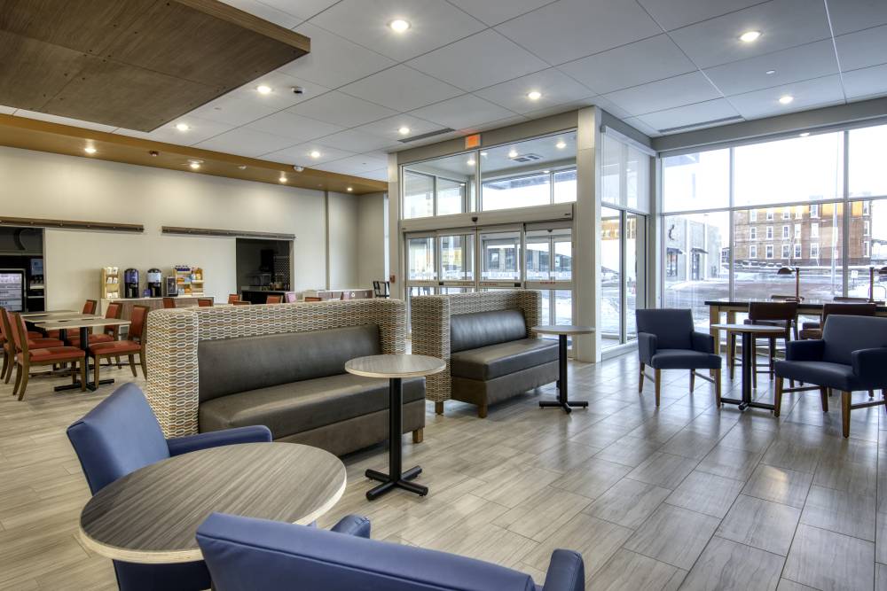 Holiday Inn Exp Omaha Dtown - Old Market 15