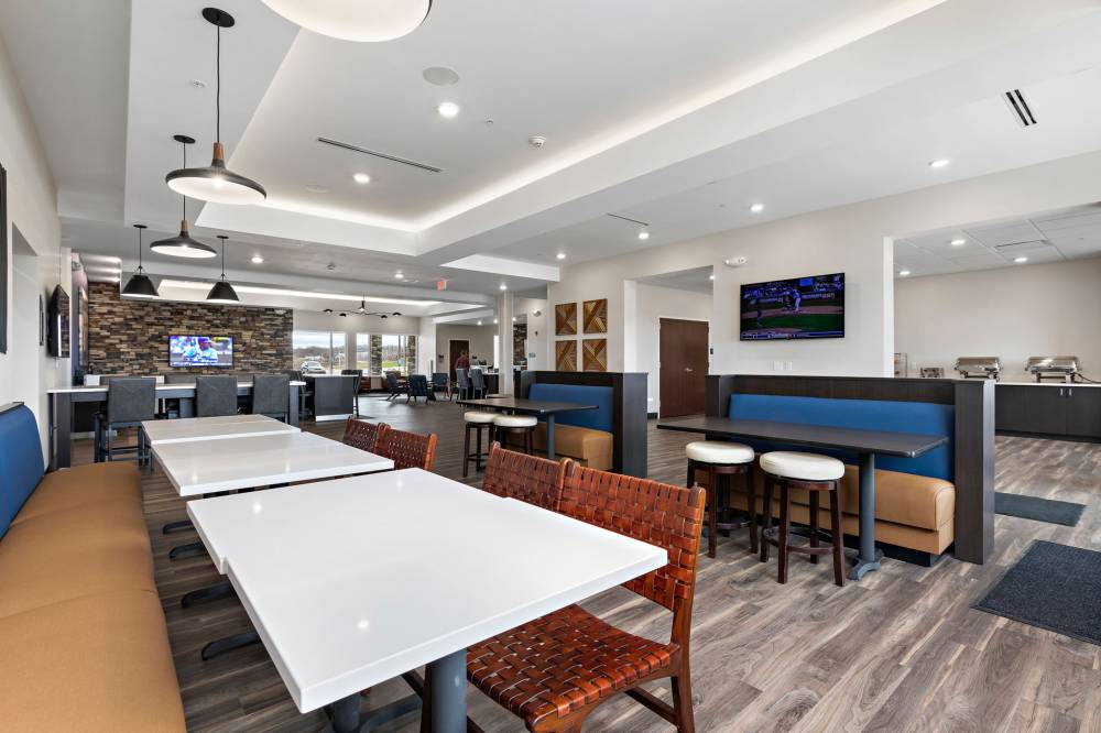 Holiday Inn Exp Parkville By Ihg 9