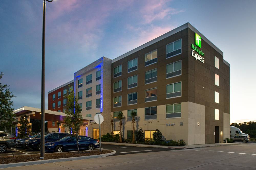 Holiday Inn Exp South Park