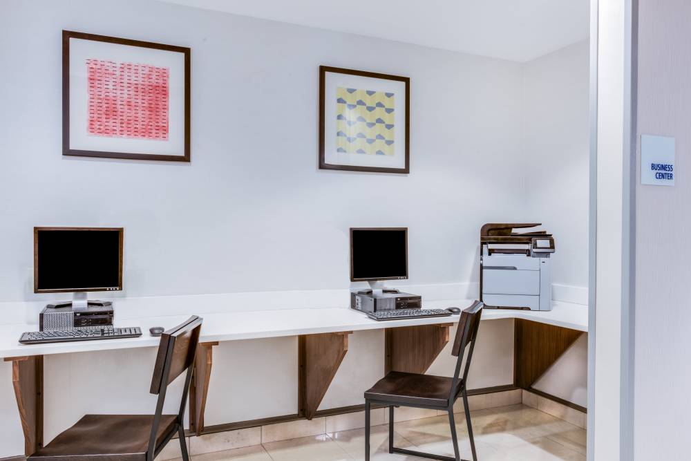 Holiday Inn Exp Stes Bethlehem 3