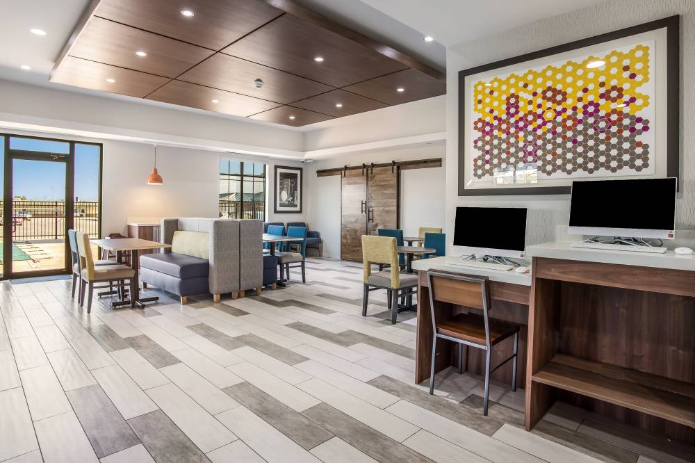 Holiday Inn Exp Stes Catoosa 1