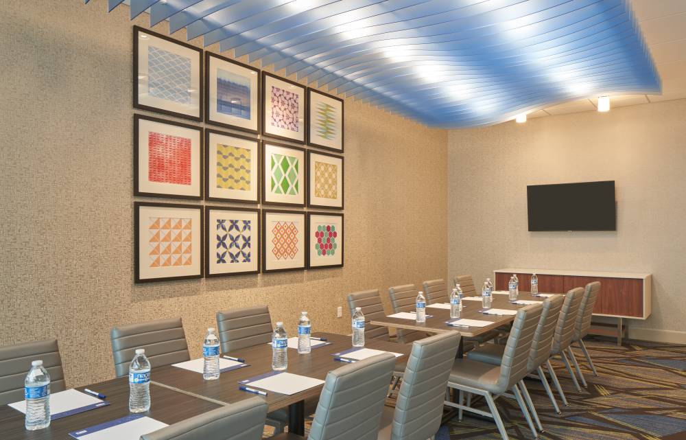 Holiday Inn Exp Stes Doral 7