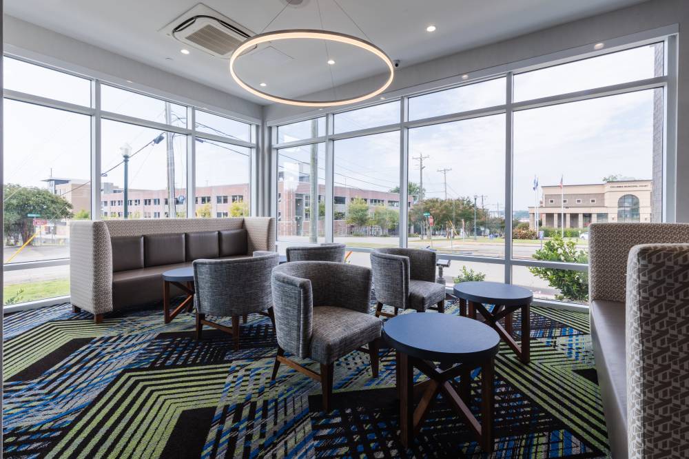 Holiday Inn Exp Stes Dwntwn The Vista 5