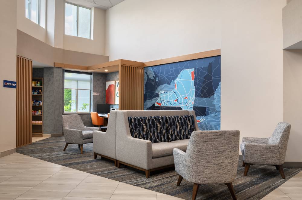 Holiday Inn Exp Stes Hawthorne Elmsford  10