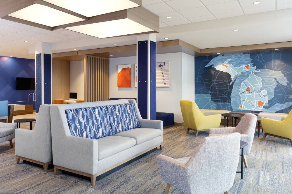 Holiday Inn Exp Stes Hawthorne Elmsford  4