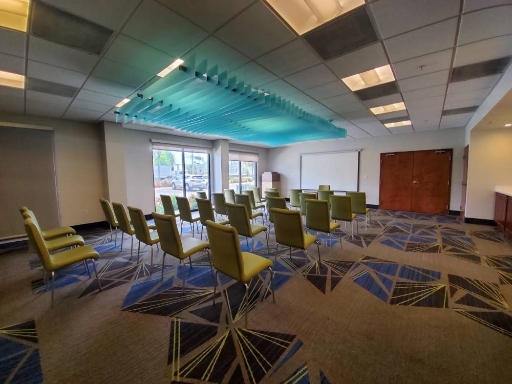 Holiday Inn Exp Stes Hialeah 4