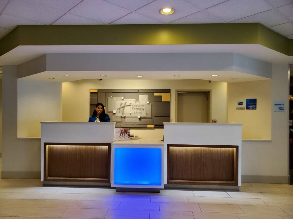 Holiday Inn Exp Stes Hialeah 5