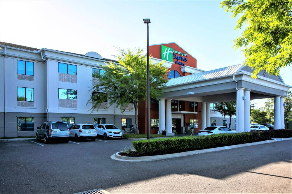 Holiday Inn Exp Stes Mayport