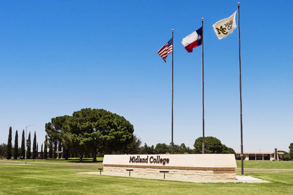 Holiday Inn Exp Stes Midland 10