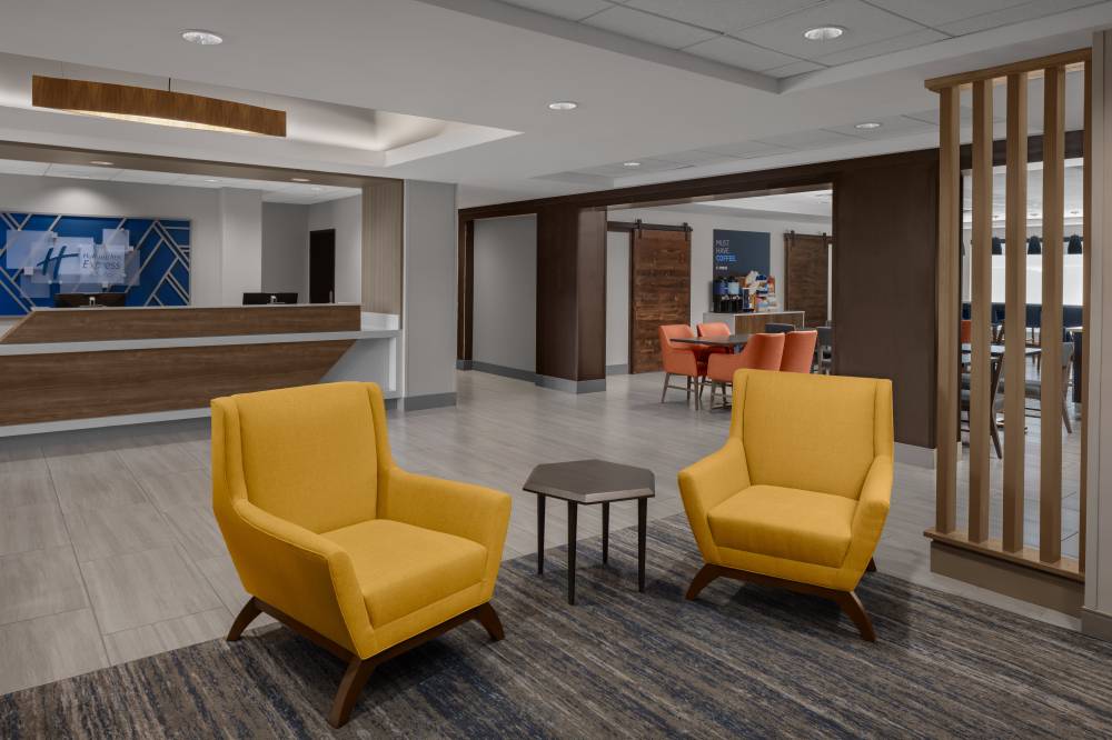 Holiday Inn Exp Stes Midland 5