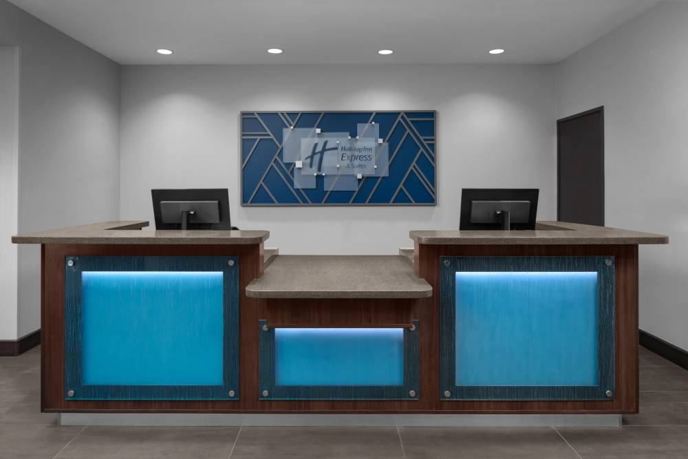 Holiday Inn Exp Stes Midland So 6