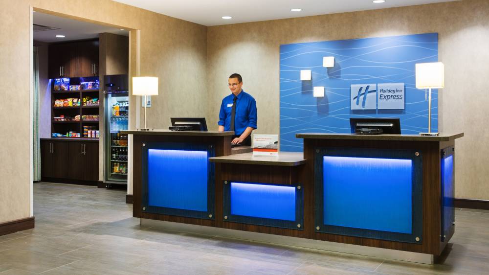 Holiday Inn Exp Stes Midland So 2