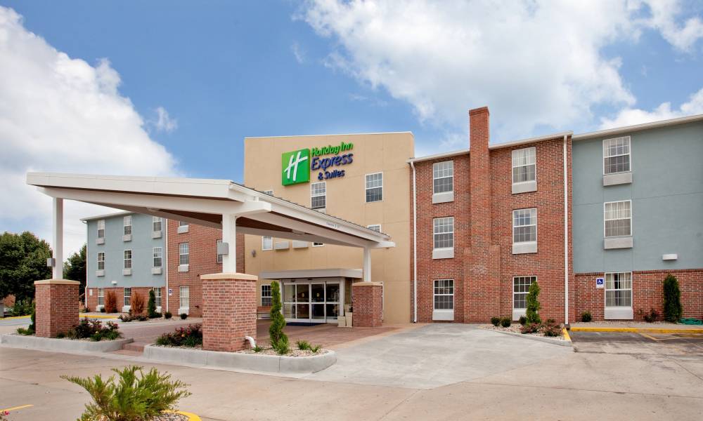Holiday Inn Exp Stes North Kc