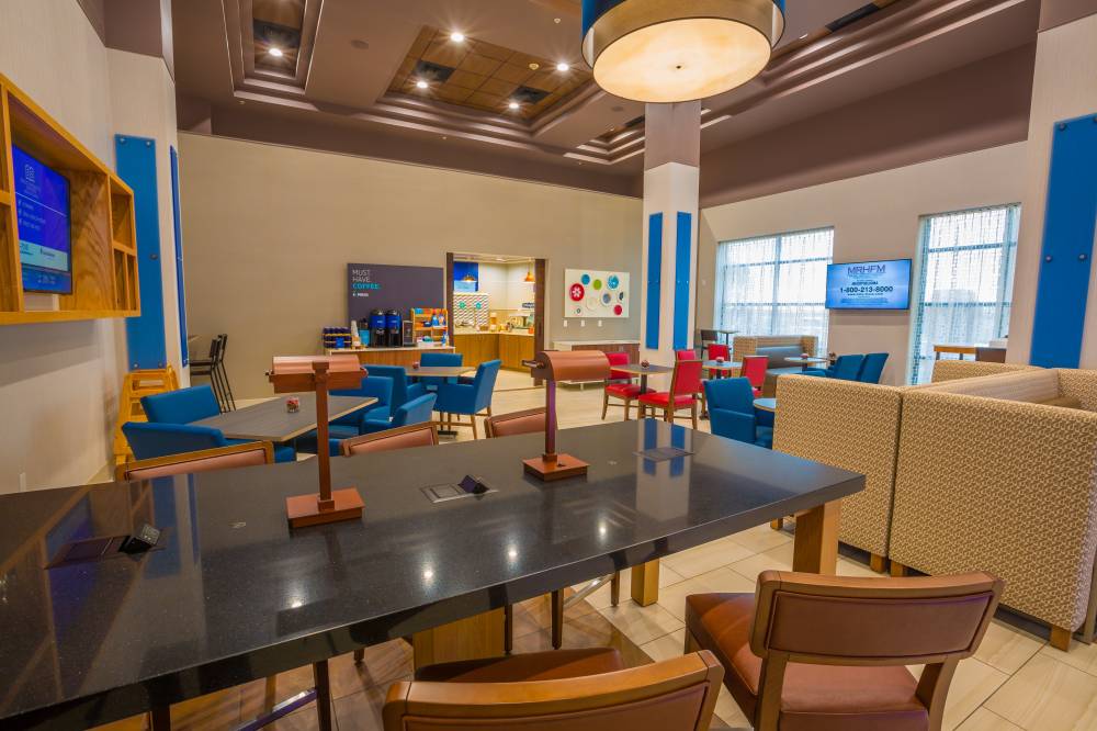 Holiday Inn Exp Stes Pasco By Ihg 2