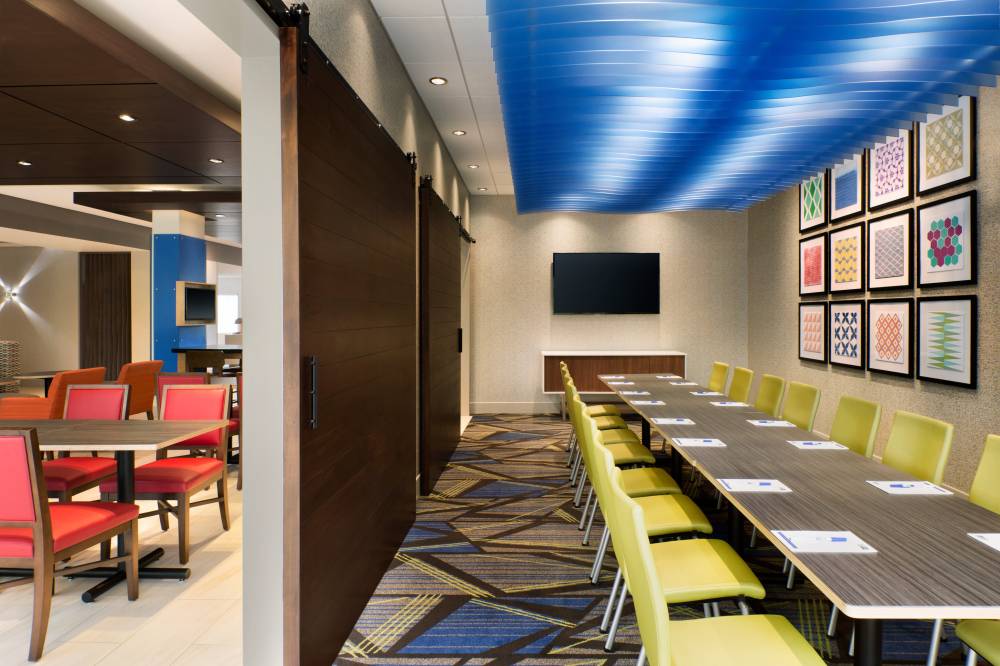Holiday Inn Exp Stes Port Wentworth 4