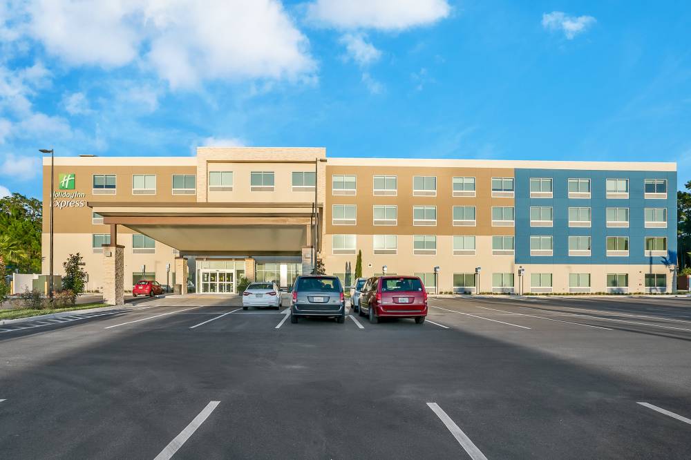 Holiday Inn Exp Stes South Bartram Prk 8